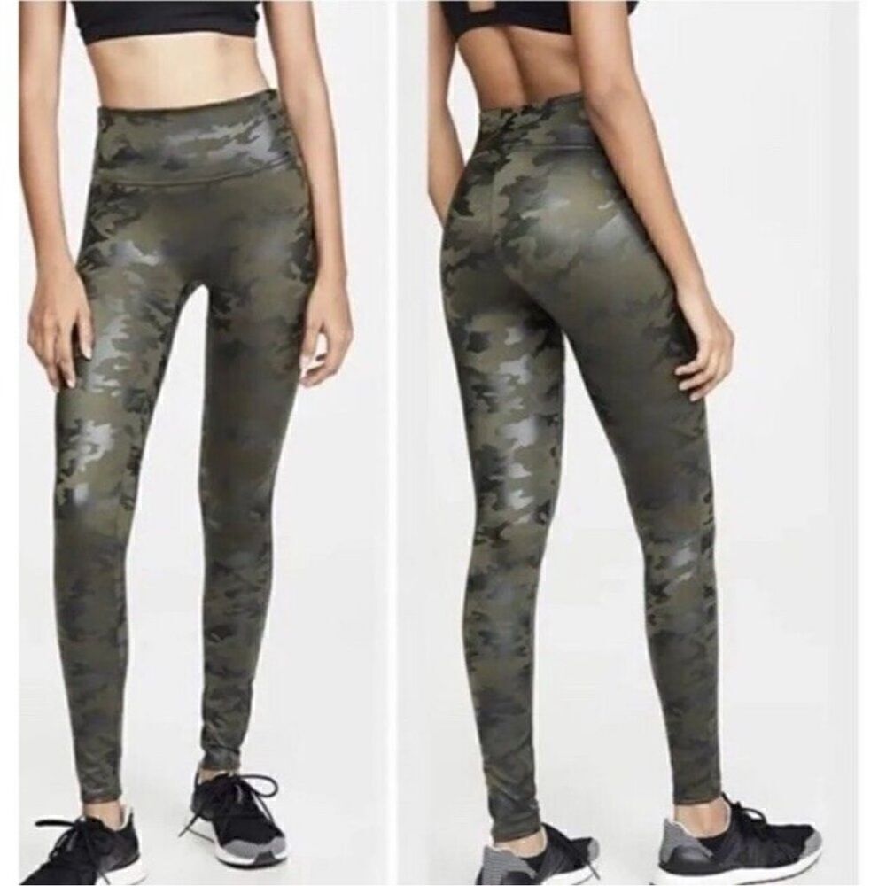 SPANX FAUX LEATHER CAMO LEGGINGS PANTS MATTE OLIVE GREEN SIZE S